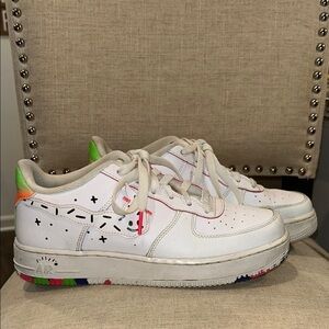 Nike Kid’s 6.5 Air Force 1 LV8 Low Drawing - DV1366-111